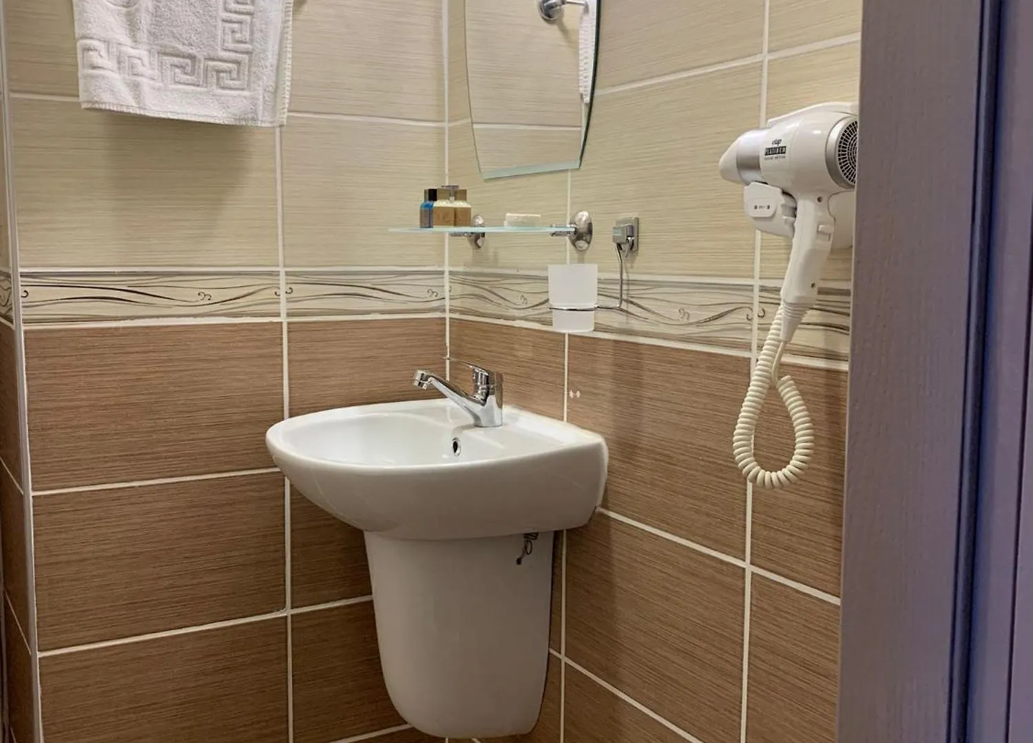 Akcayzeytin Otel Akçay